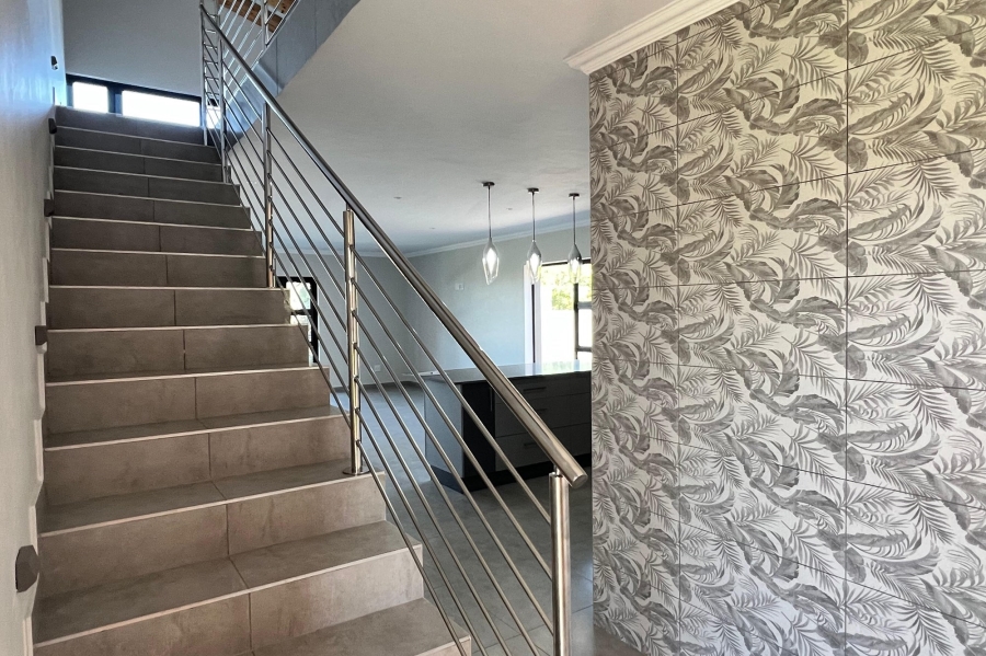 3 Bedroom Property for Sale in Wavecrest Eastern Cape